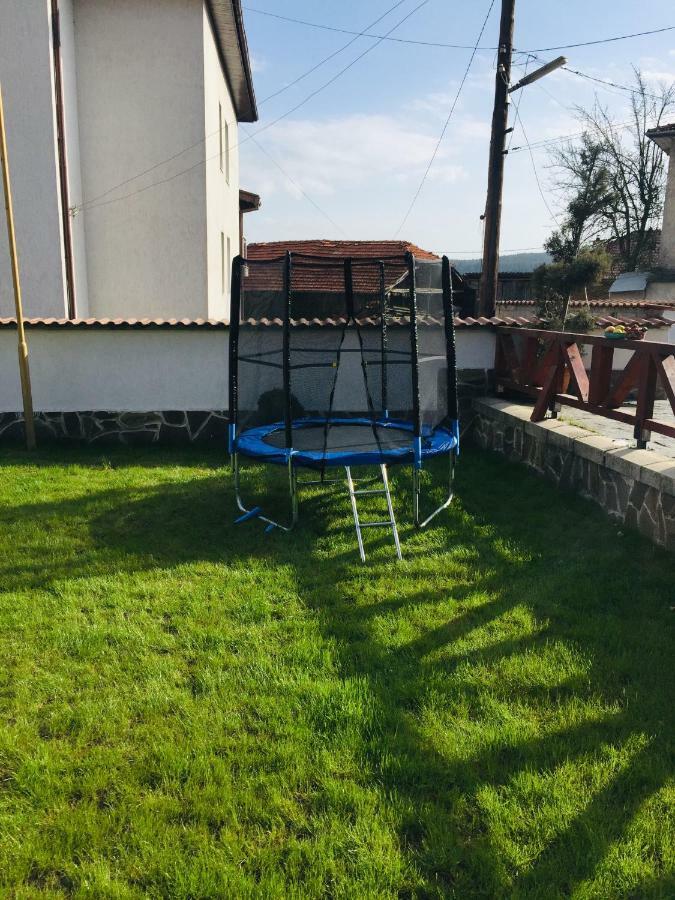 Къща За Гости Аси Dospat Exterior photo